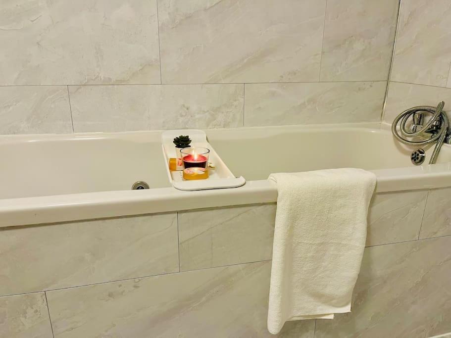 Glamorous Palace With Spa Bath 北希尔兹 外观 照片